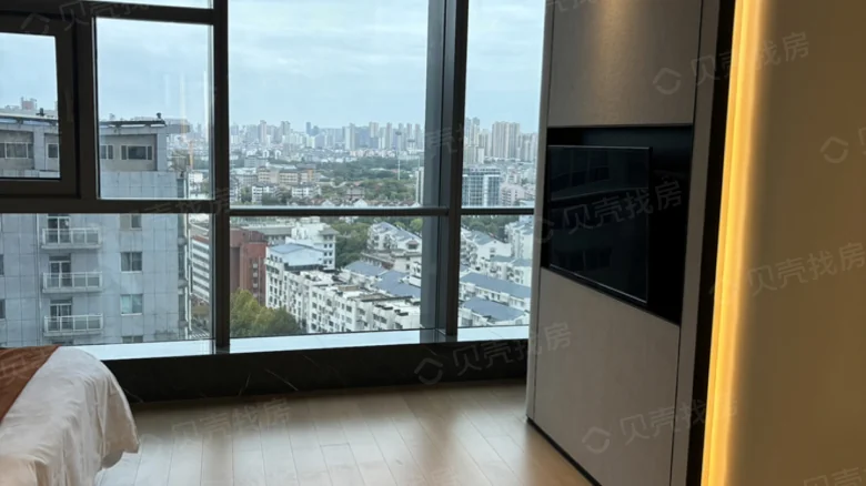 Dongling Xi Upper - View 1