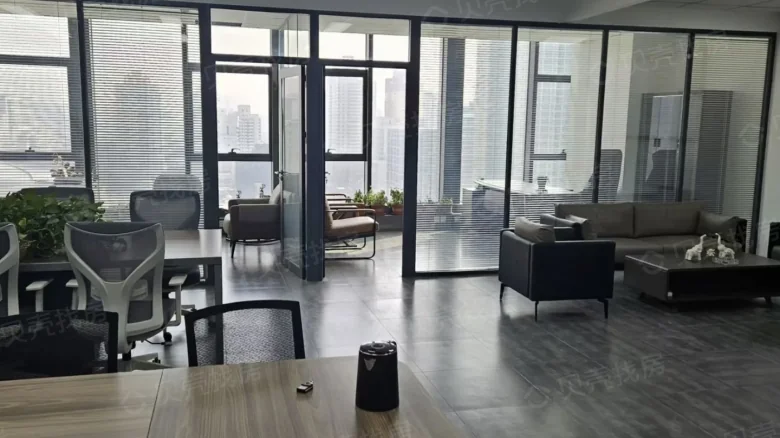 Lanzhou Central Office Building - View 4