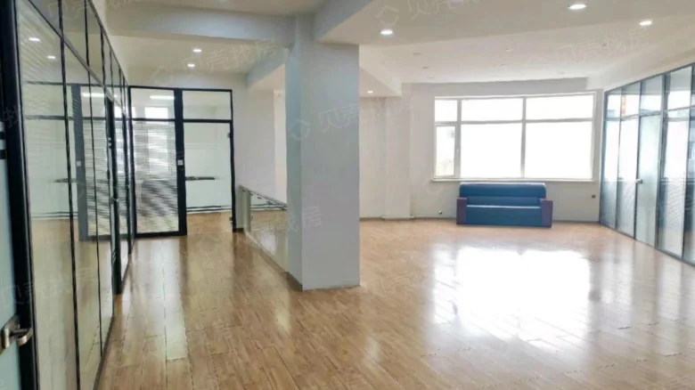 Hua Mountain International Business Center - View 1