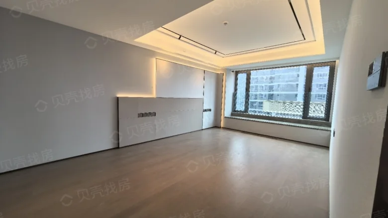 Crown Marvel Residence - View 1