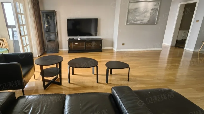 Hanlin Family Residence - View 2