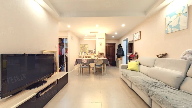 GuoMei No.1 City Phase 2 Courtyard - View 3