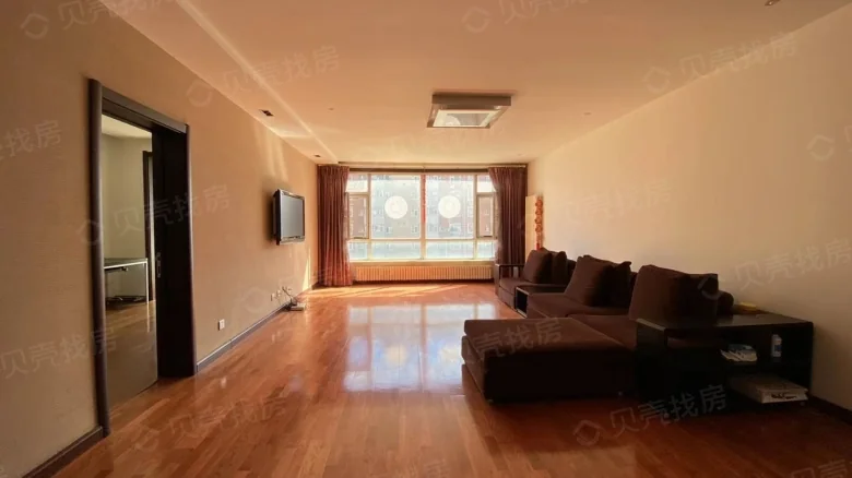 Changchun Pearl Beacon - View 2