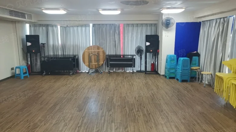 Wealth Center - View 4