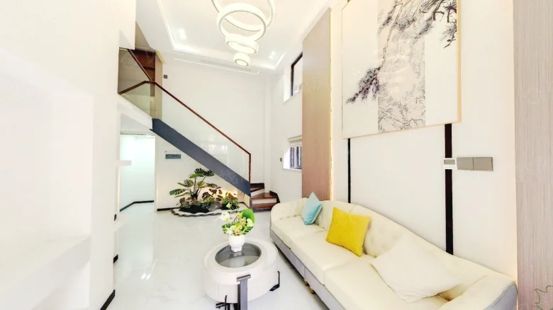 Shou Peng Road - View 2