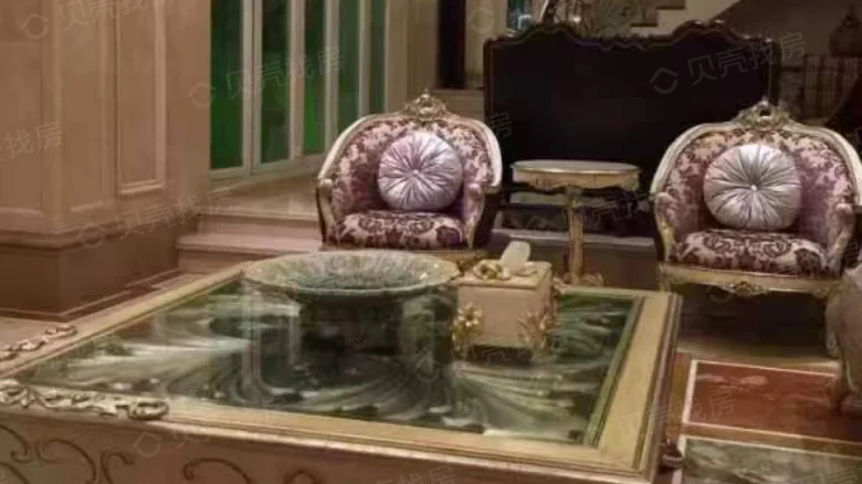 Emperor View Manor - View 4