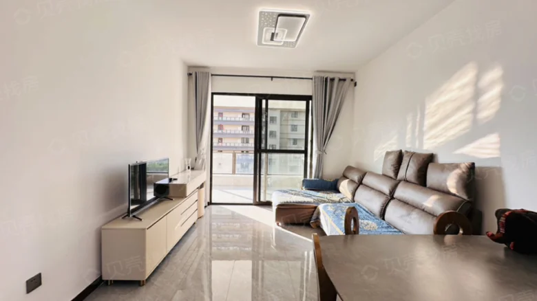 Green Land · Yue Lan Bay - View 1