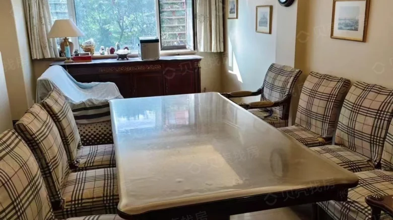 Prosperity Garden Courtyard Residence - View 4