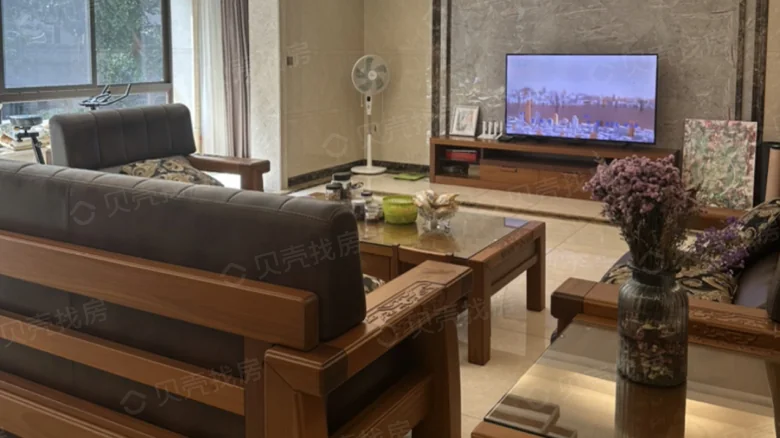 Oak Bay Oaks Mansion - View 1