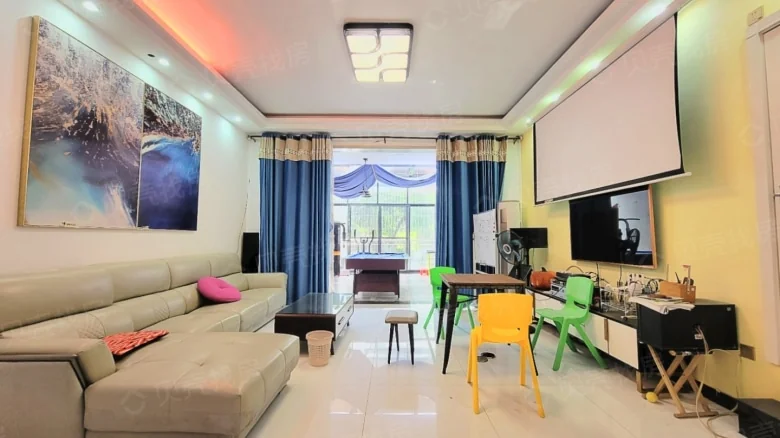 Pearl River Equestrian Golf Garden - View 2