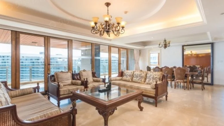 Half Mountain Peninsula Central Sea View Boulevard - View 1