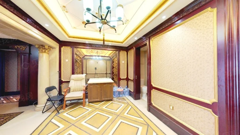 Wanda Mansion - View 2