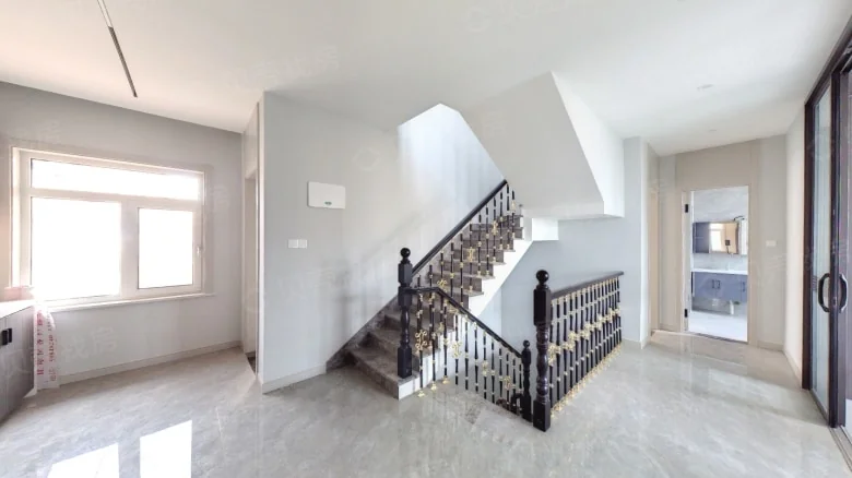 Keppel Cinnamon Breeze Mansion - View 2