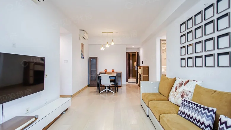 Luxurious Domain Residence (No. 222 on Li Shang Road) - View 2