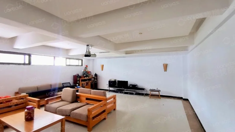 South City Mansion - View 4