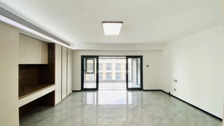 Nang Guang Center - View 2