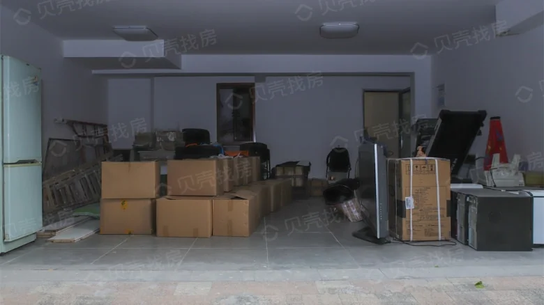 Fengtai Rubber Tree Creek Valley - View 3