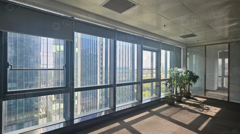 Global Cosmos Finance Center - View 2