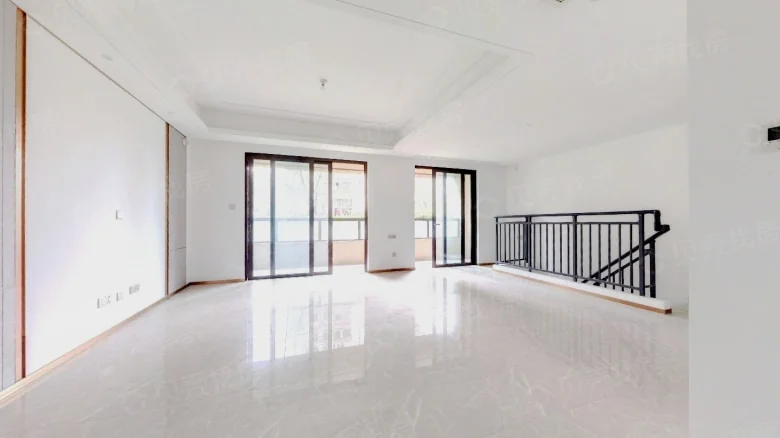 Glory Radiance Court - View 3