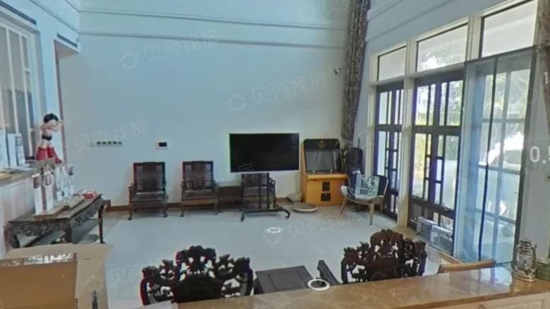 West Suburb Grand Mansion - View 6