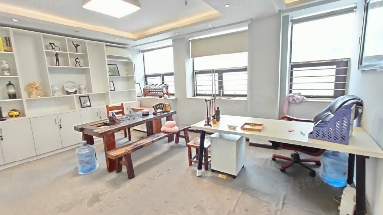 Madison Square - View 2