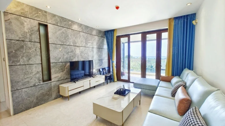 Half Mountain Peninsula Donghai Bay Phase III - View 2