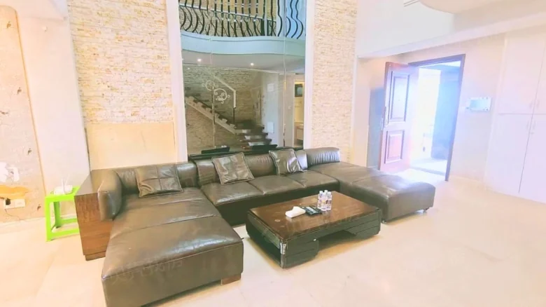 Half Mountain Peninsula Central Sea View Boulevard - View 1