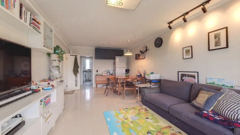 Anhua Li Community - View 1