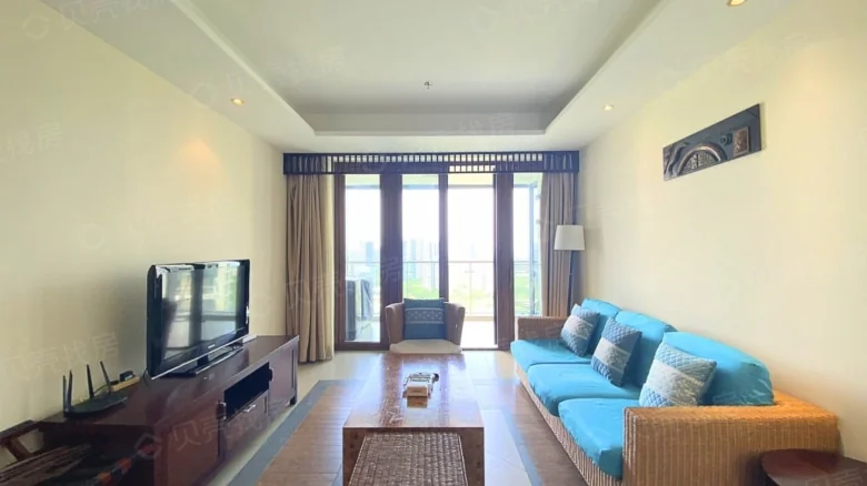 Half Mountain Peninsula Donghai Bay Phase III - View 1