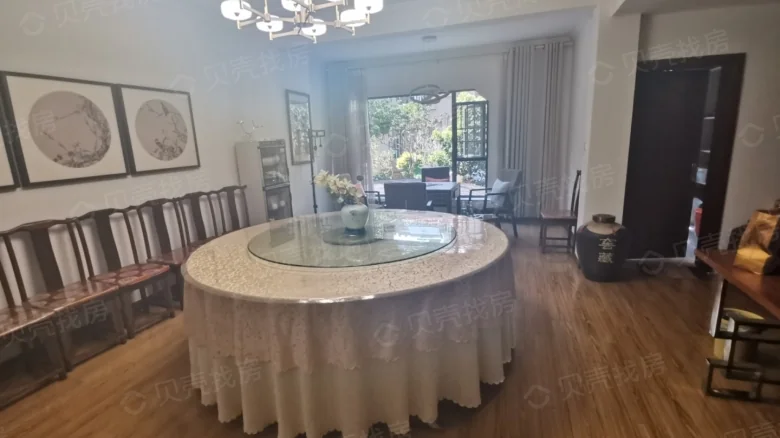 Century Peninsula Olive Valley - View 1