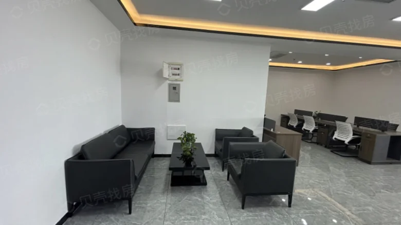 Kunming Xishan Wanda Plaza - View 2