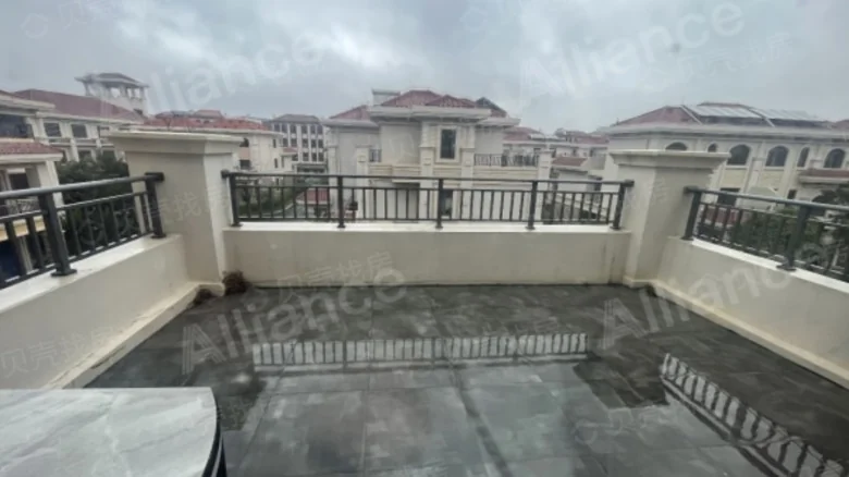 Perfume Garden Half-Island South Bay - View 5