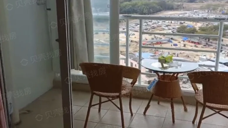 Shijia Seaview Apartment - View 1