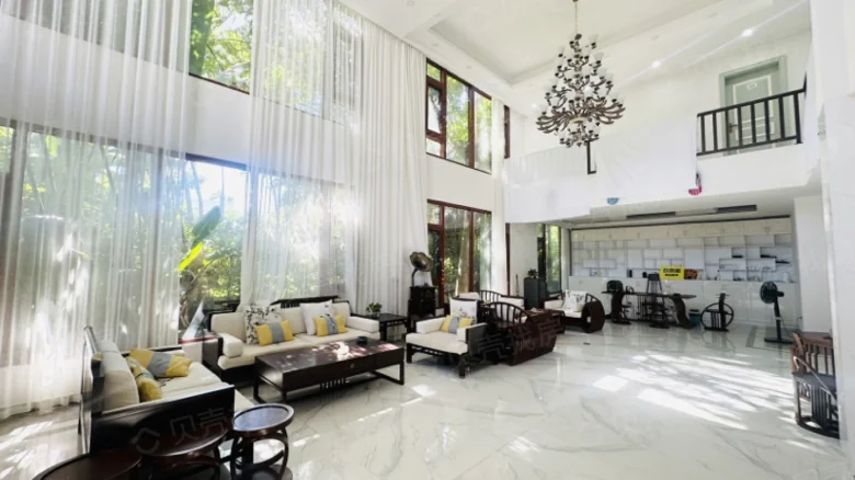 Ronaldbay Sanya Golf District One - View 3