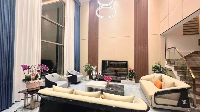 Imperial Peak - View 5