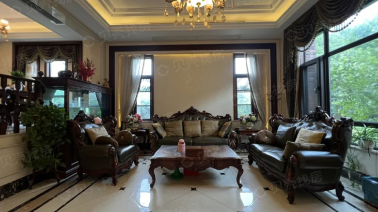 Linghu Villa - View 3