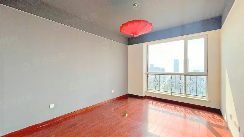 Hua Wo Tower - View 2