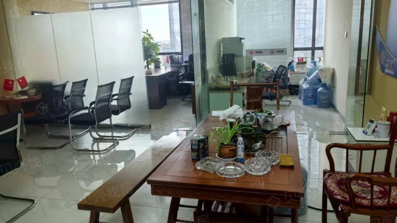 Kunming West Hill Wanda Plaza - View 1