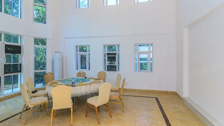 South Sea Estate - View 5