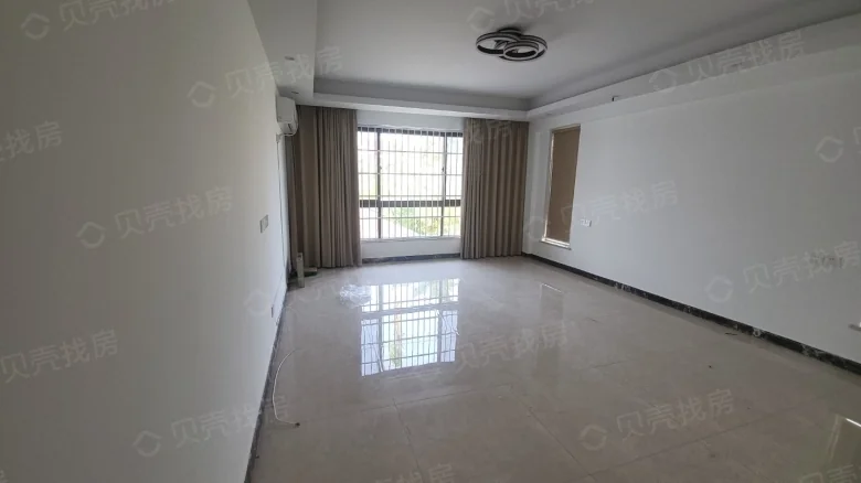 Golden Finger Hainan Grand Mansion - View 1