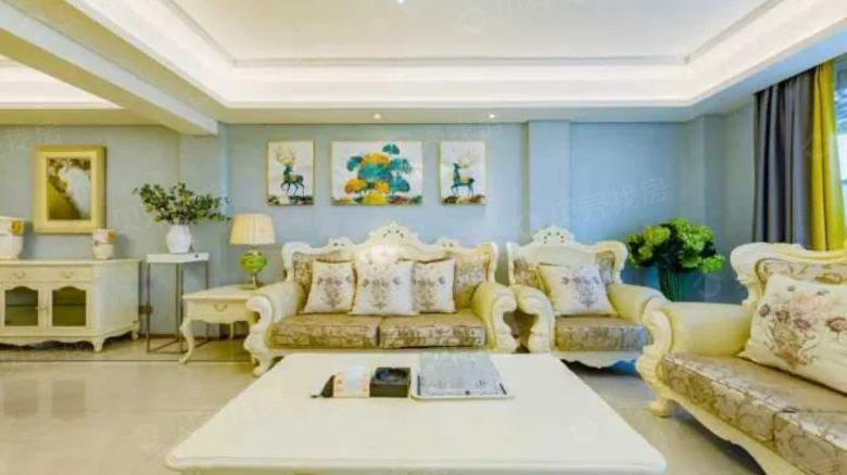 Dianchi Grace Manor - View 1