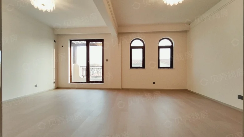 Qingdao Zhonghai Rose Courtyard - View 1