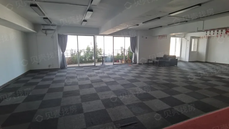 Halfhill Garden - View 3