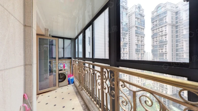 Xintai Waterfront Estates - View 3