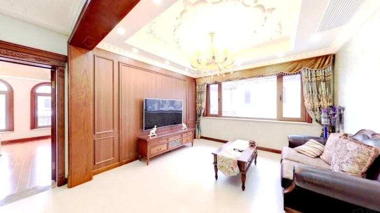 Country Garden Mansion Park - View 3