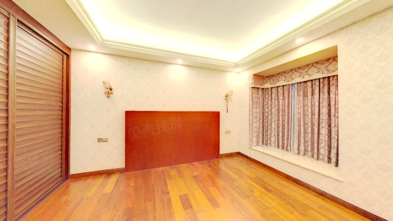 China CITIC Bank Rotonda Residences - View 2