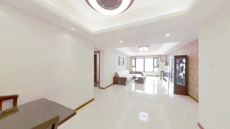 Huafa Shoufu - View 1