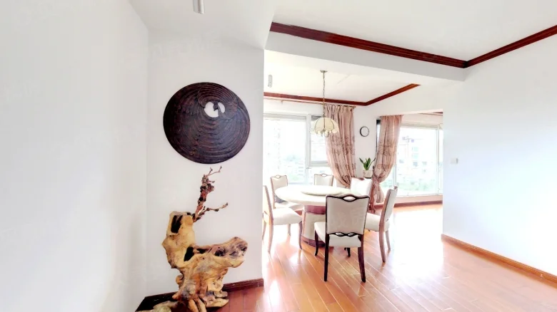 Cuihu Tai Long Villa - View 2