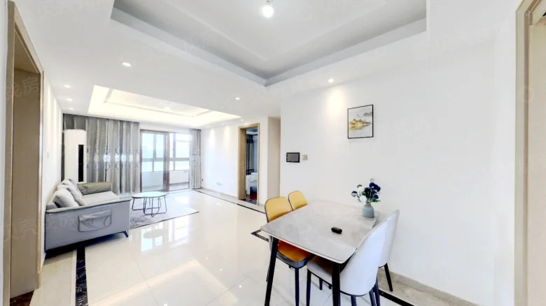 R&F Lakeside Peninsula - View 1