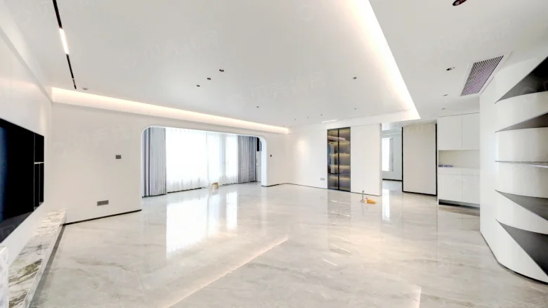 Teshan Shanshui Jiezhuo - View 1